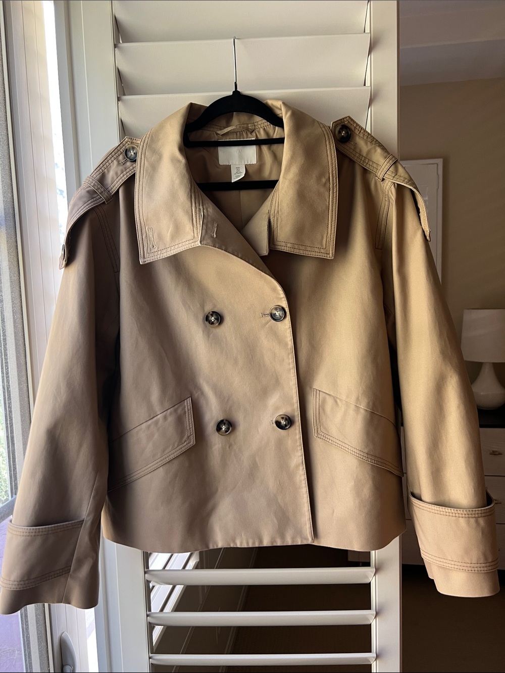 H&M Women's Double-Breasted Short Trench Coat - Tan - Picture 2 of 9